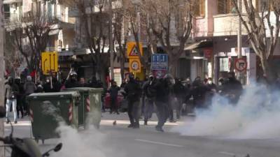 Новости на "России 24". Беспорядки в Греции: демонстранты недовольны работой полиции