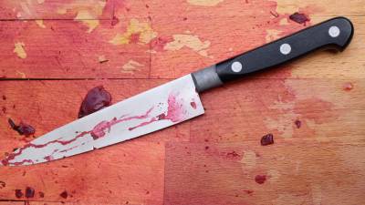 Школьник получил ножевое ранение при драке в школе на Сахалине