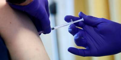 Ляшко обещает вакцинировать от COVID-19 всех желающих украинцев до конца года