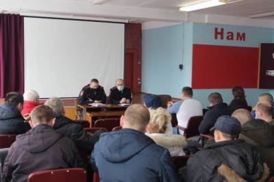 Сотрудники ГИБДД озвучили жёсткое требование к водителям «Питеравто» в Новокузнецке