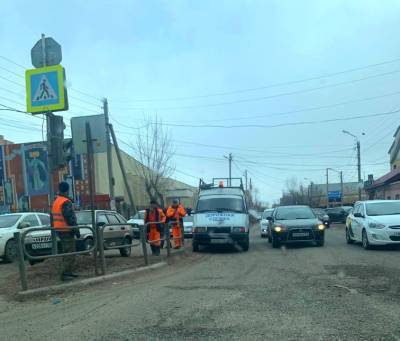 На Бакинской в Астрахани убрали "неправильный" дорожный знак