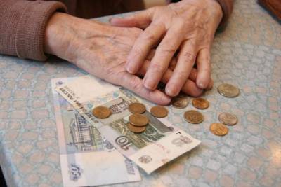 В среднем будет 10 тысяч: с 1 апреля на 3,4 процента проиндексируют социальные пенсии