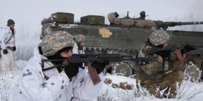Боевики на Донбассе четыре раза открывали огонь, украинский военный получил ранение