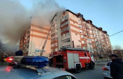 Пожар полностью уничтожил горевший жилой дом в Анапе