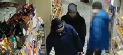 Двух мужчин, наворовавших консервов, разыскивают в Петрозаводске (ВИДЕО)