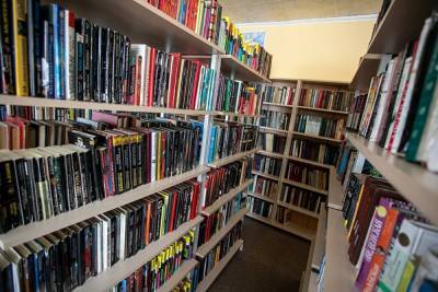 Единороссы предложили запретить библиотекам уничтожать плакаты времен Второй мировой войны