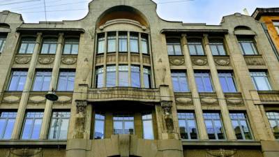 Большой драматический театр в Петербурге закроют на ремонт