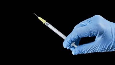Канада не видит причин для отказа от вакцины AstraZeneca