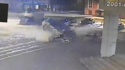 Погоня за пьяным водителем завершилась смертью трех человек. Видео