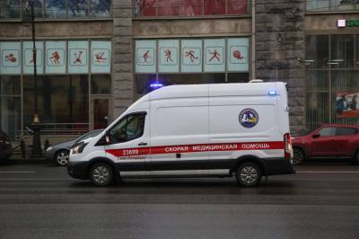 957 новых случаев коронавируса выявили в Петербурге за сутки
