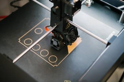 Новый крупноформатный 3D-принтер на Быстринском ГОКе сократит время ремонта оборудования