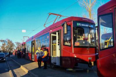 Безработных жителей Казани обучат на водителей трамваев и троллейбусов