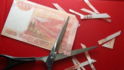 Экономика Петербурга в коронавирусный год потеряла триллион рублей