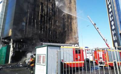В Самаре загорелось торгово-офисное здание