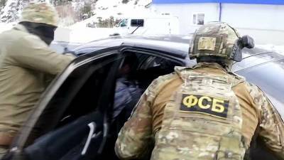 В 28 российских регионах ФСБ задержала свыше 70 подпольных оружейников