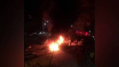 Воронежцы сняли горящие припаркованные во дворе автомобили: появилось видео