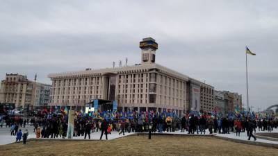 В Киеве готовят новую провокацию против РФ "по наущению западных кураторов"