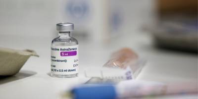 Румыния приостановила вакцинацию препаратом AstraZeneca