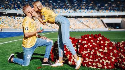 Зинченко отмечает первую годовщину свадьбы: трогательное поздравление жены футболиста
