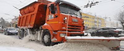 Из Дзержинска с начала года вывезли более пяти тысяч самосвалов снега
