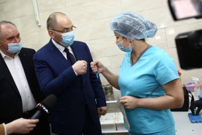 Минимальная зарплата врача должна быть 23 тыс грн, – Степанов