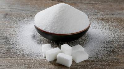 Кабмин РФ не будет продлевать соглашения по ценам на сахар и масло