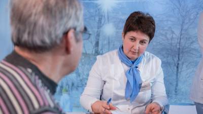 Российский терапевт дал советы по лечению нового типа птичьего гриппа