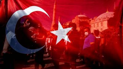 Эксперт оценила решение Турции вести электронные анкеты для въезжающих