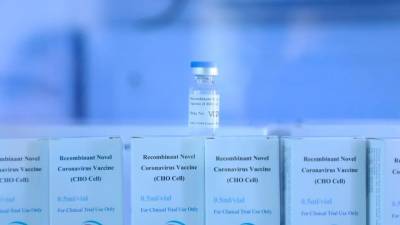 В Мининноваций опровергли слухи, что узбекско-китайская вакцина от коронавируса является "старьем", разработанным в 2001 году