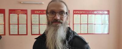 Протоиерея Винарского сняли с должности после ареста из-за протестов