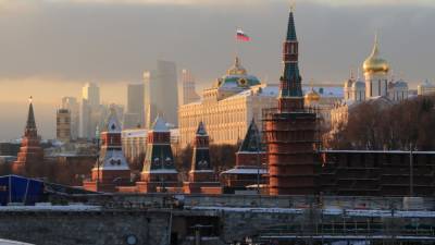 Кремль предупредил о готовящейся атаке Запада на российскую вакцину "Спутник V"
