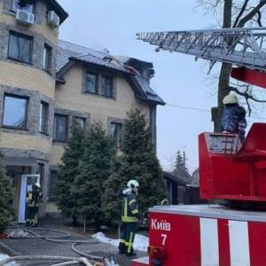 В столице произошел пожар в доме престарелых: эвакуировали 80 человек