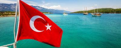 Российские туристы покупают летние туры в Турцию и по России