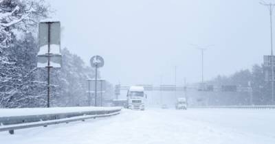 Непогода в Киеве: в столицу ограничен въезд крупногабаритного транспорта