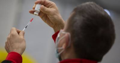 Германия опровергла данные о возможном риске образования тромбов после вакцины AstraZeneca