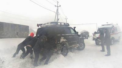 В Дагестане устраняют последствия мощного снегопада