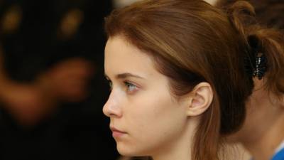 ВЦИОМ: более половины молодых россиянок довольны своей внешностью