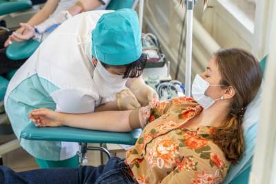Волонтеры ТвГТУ провели «День донора» на областной станции переливания крови