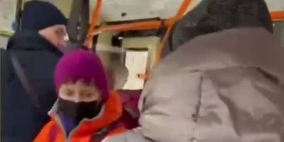 В Одессе женщины подрались в 8 троллейбусе – видео инцидента - ТЕЛЕГРАФ