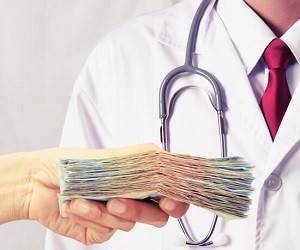 В Украине хотят заставить пациентов доплачивать за медицинские услуги