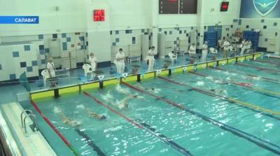 В Башкирии прошли детские соревнования по плаванию «Веселый дельфин»