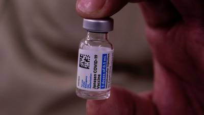 ВОЗ внесла вакцину Johnson&Johnson в список рекомендованных для экстренного применения