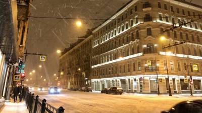 Петербуржцев предупредили о мокром снеге и дожде в субботу