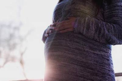 Ученые заявили, что беременные женщины в два раза чаще болеют тяжелой формой COVID-19