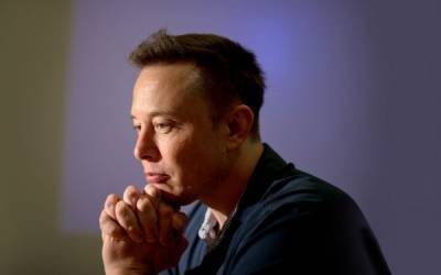 Инвестор Tesla подал в суд на Илона Маска из-за публикаций в Twitter