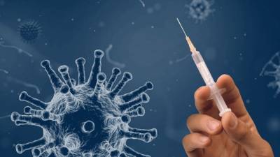 Сербия заявила о безуспешности инфоатак Запада на вакцину "Спутник V"
