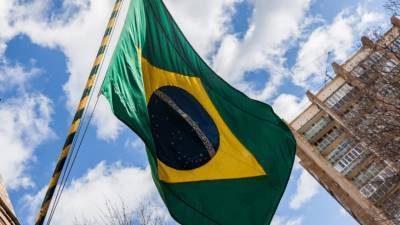 Бразилия вышла на второе место в мире по количеству заболевших коронавирусом