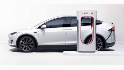 Tesla теряет позиции на рынке электрокаров из-за конкуренции