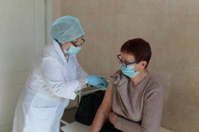 В центре Хабаровска открылся новый пункт вакцинации против коронавируса