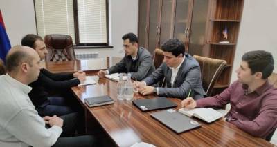 Главный вопрос - возвращение пленных: Егише Киракосян продолжает встречи в Карабахе